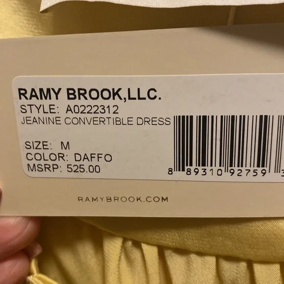 Gorgeous/classy never worn ! - Picture 3 of 3